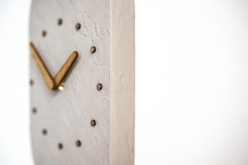 Handmade Concrete Effect Wall Clock – Textured Minimalist Stone Style Clock – Modern Scandinavian Home Decor – Silent Wooden Hands